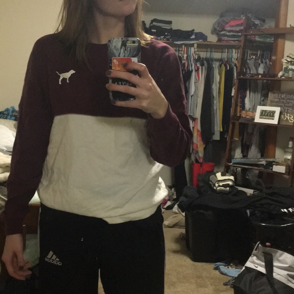 VS Pink Pullover